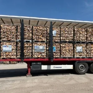 Mélange de bois dur – chargement de camion de bois de chauffage